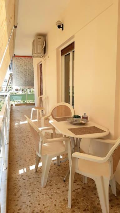 Carlito"S Apartment 1 Next To Metro Station Athènes Extérieur photo