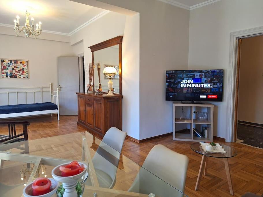 Carlito"S Apartment 1 Next To Metro Station Athènes Extérieur photo
